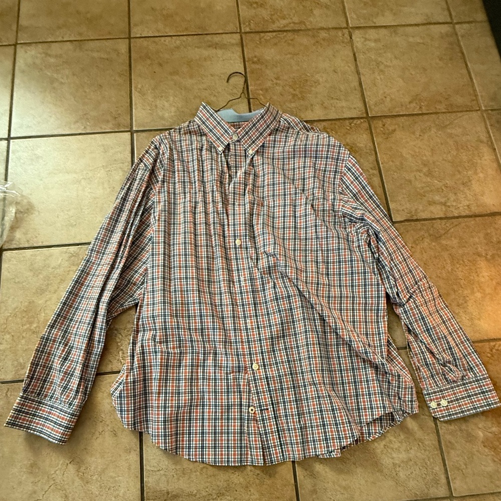 Izod Men's Multicolor Plaid Button-Down Shirt